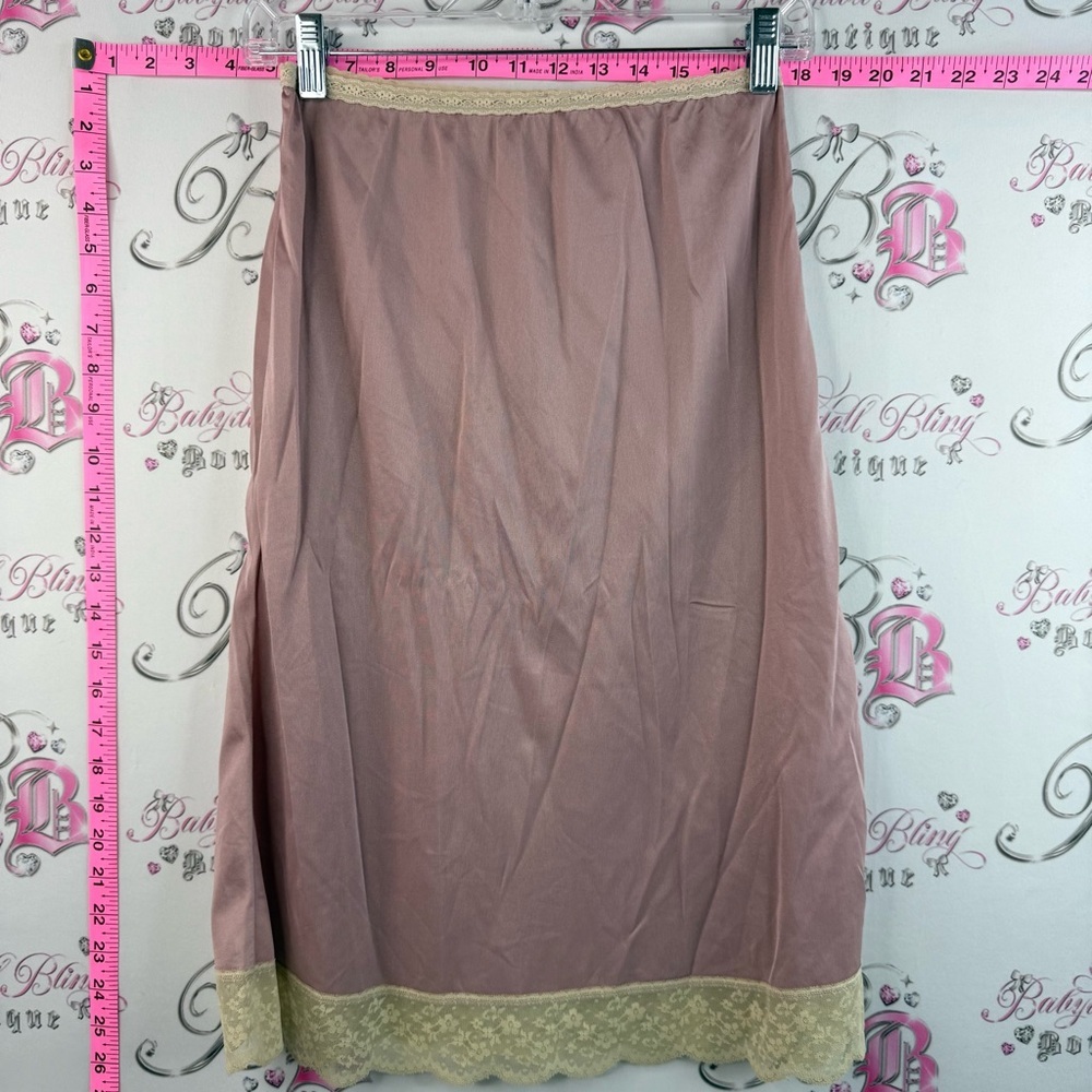 Vintage skirt slip Dusty Rose Half Slip with Lace Trim cream white